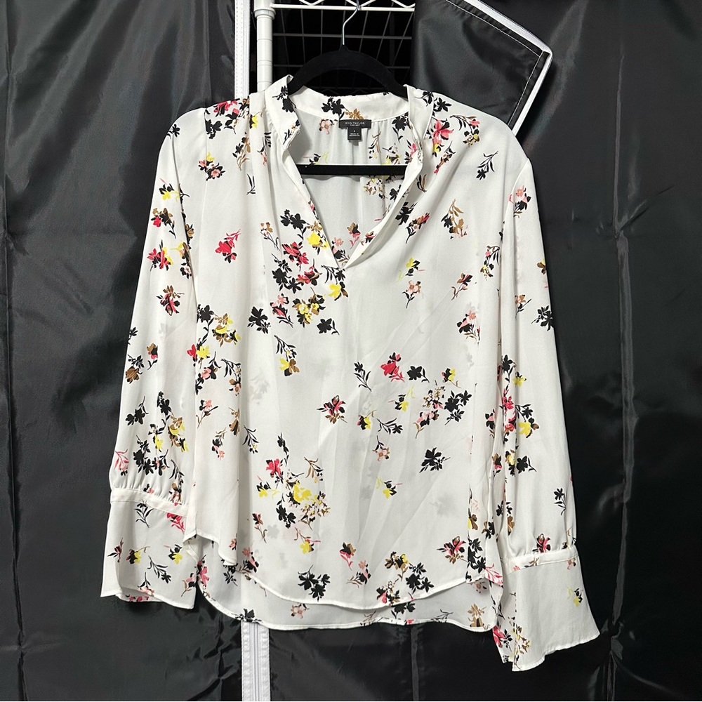 Ann Taylor Factory Cream Floral Blouse